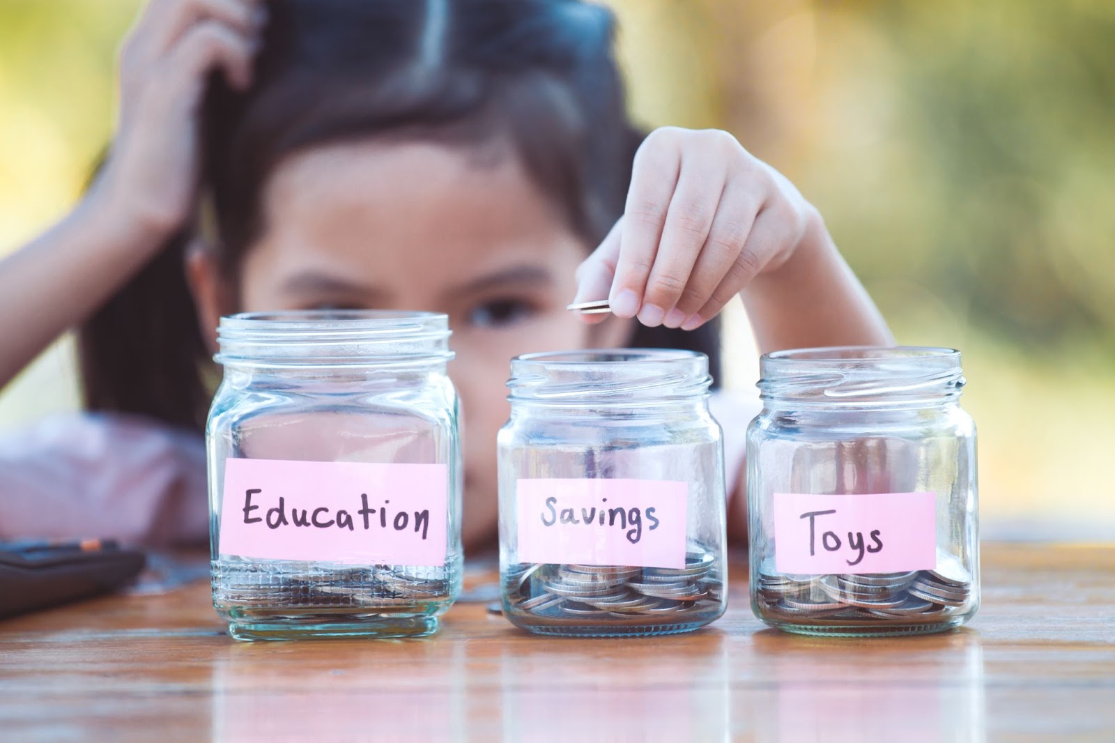 Educația financiară și banii pentru copii conceptul
